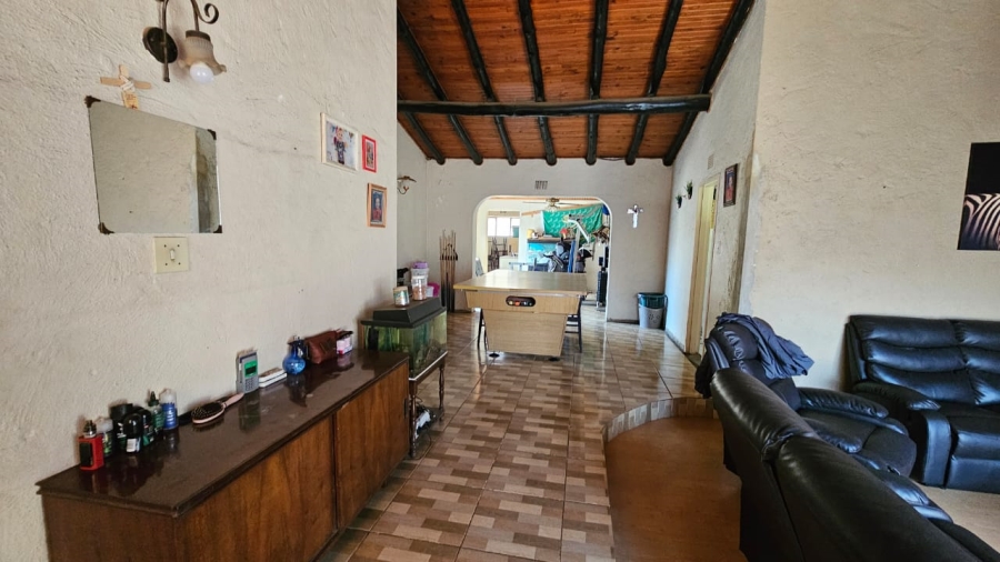 3 Bedroom Property for Sale in Vaalpark Free State